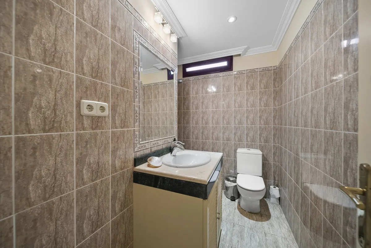 66438222-93d2-41b5-b9d2-7def488a790a