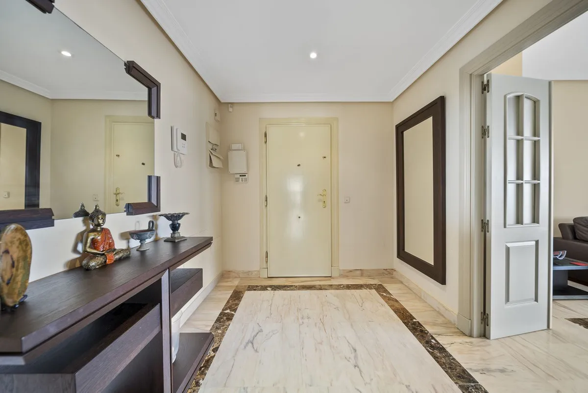 760c0045-1be4-48b6-bba8-efba0dcfd4e8