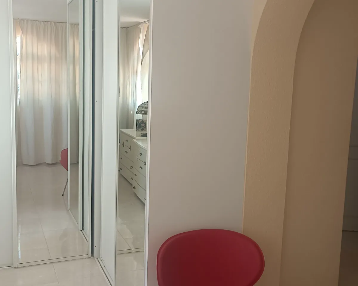 3913cfe1-c14a-4cf1-8a83-0c1984df3712