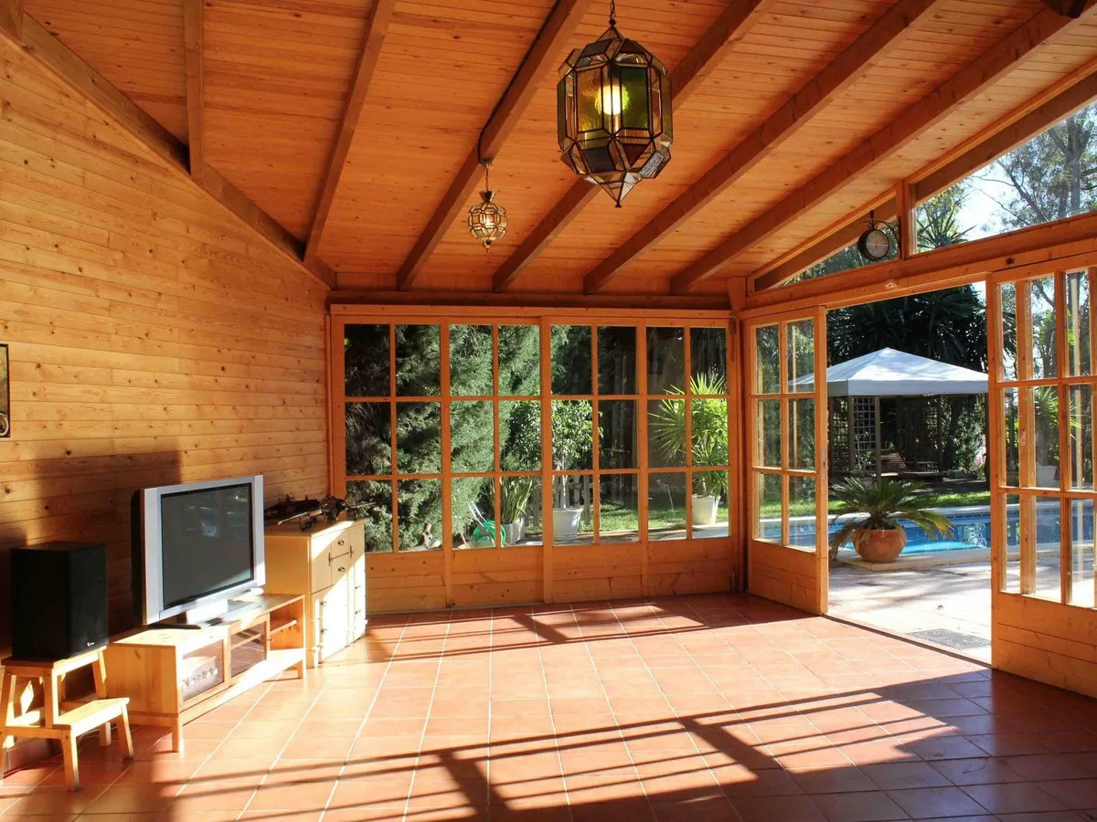 c4dd0087-4603-4bb0-9bd8-ed04d62614de