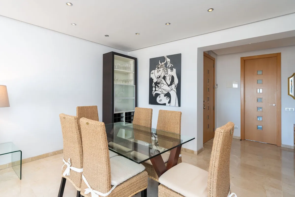 0ee13171-4c06-4b33-863c-2b84263af58b