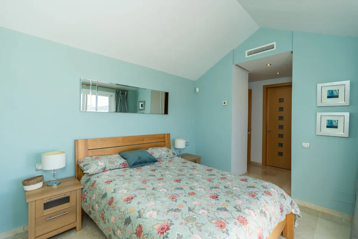 1fad1651-24b2-4529-a6a0-2fabfad99c09