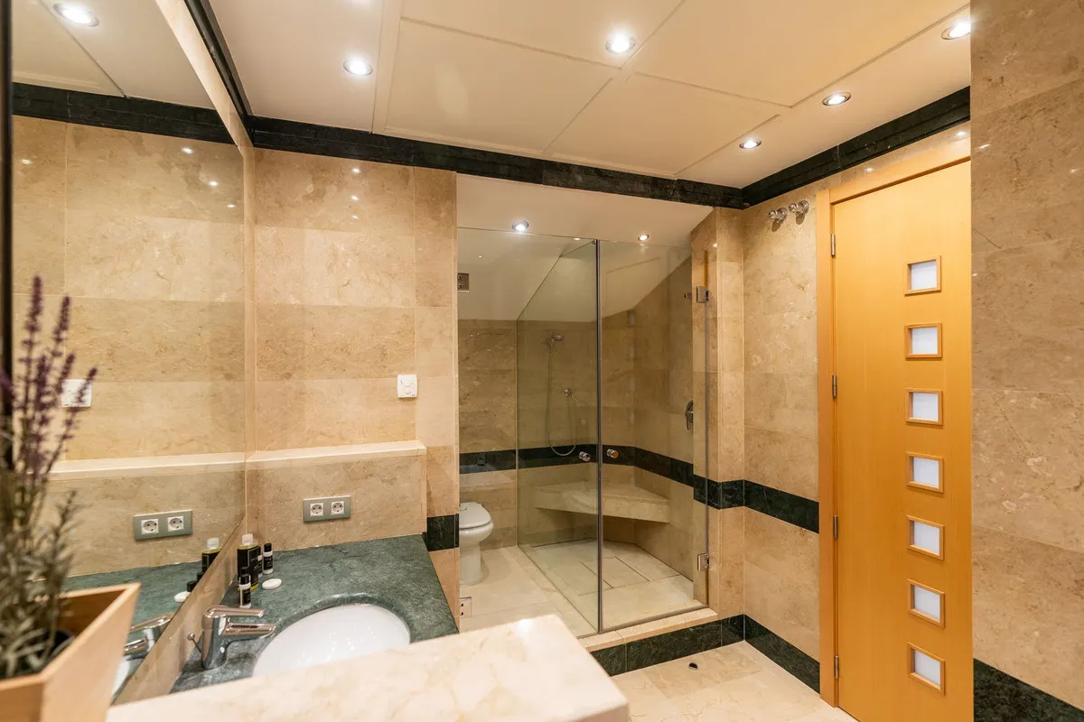 a41a570d-b51d-4a6c-bf10-aa3045abac1c