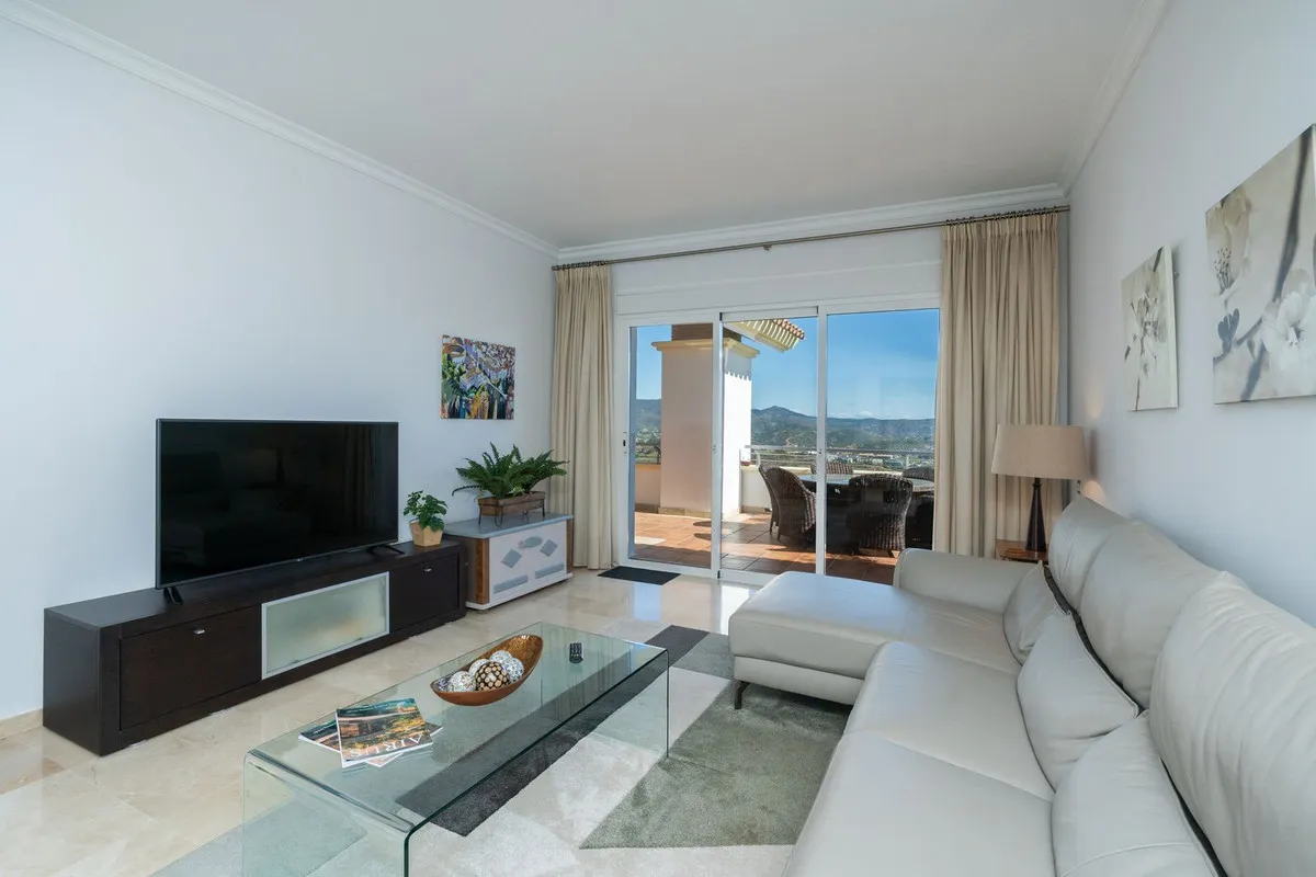 ff61bd78-16a6-4c80-a30c-0fdf261826b6