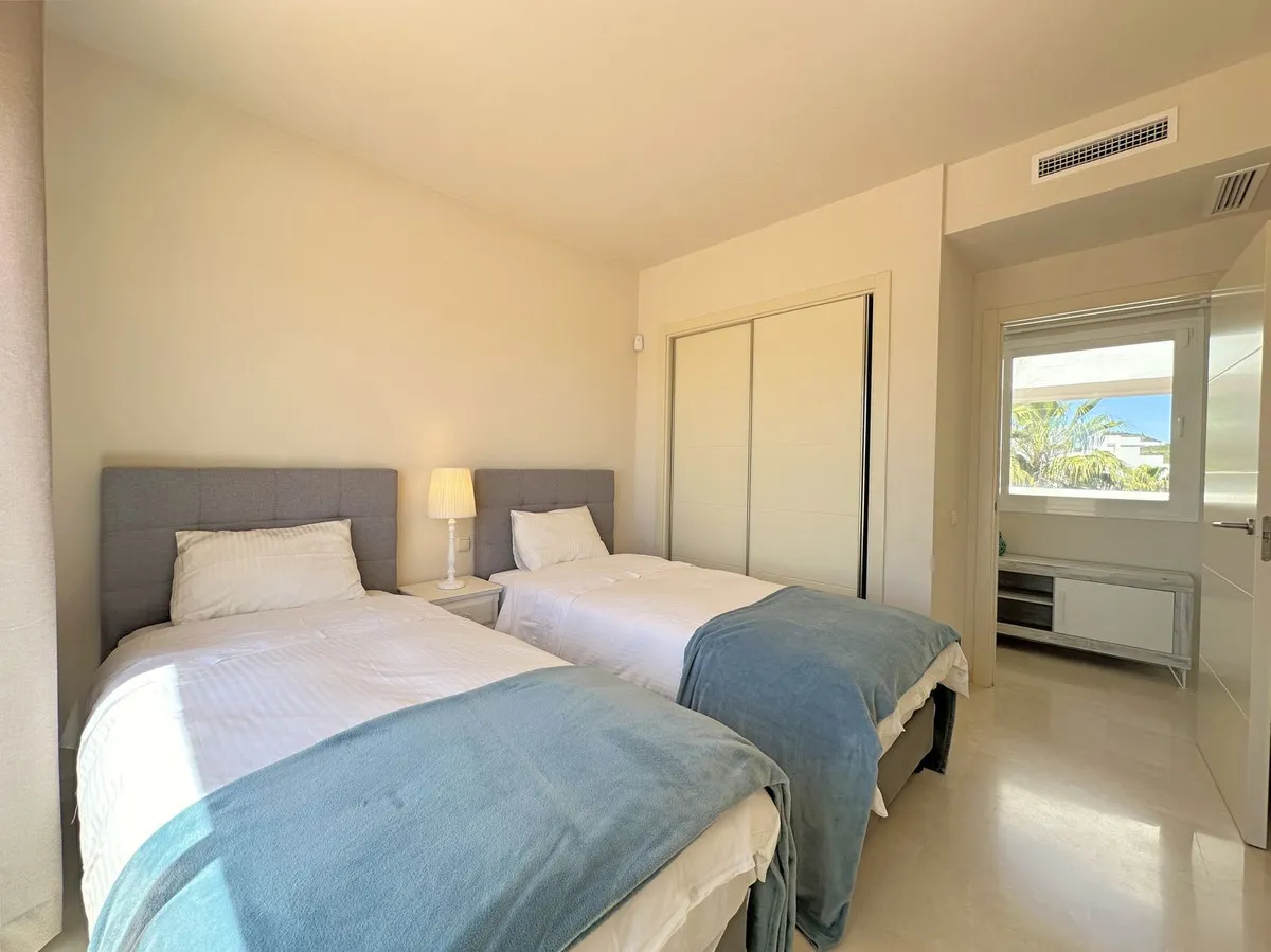 7c8f4b4e-6601-4cbc-bb9f-02f4ab85df8a