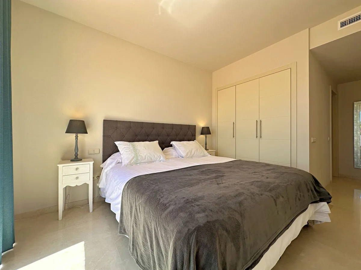 a8b7f54e-f23e-4a27-9c45-268c928f798e