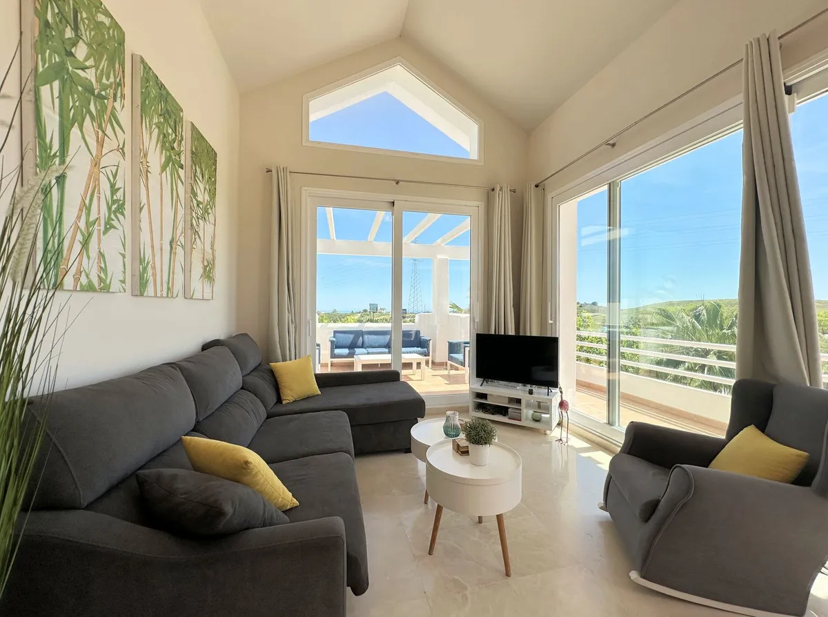 cb6a5076-647c-4d77-a25a-641e48f5b109