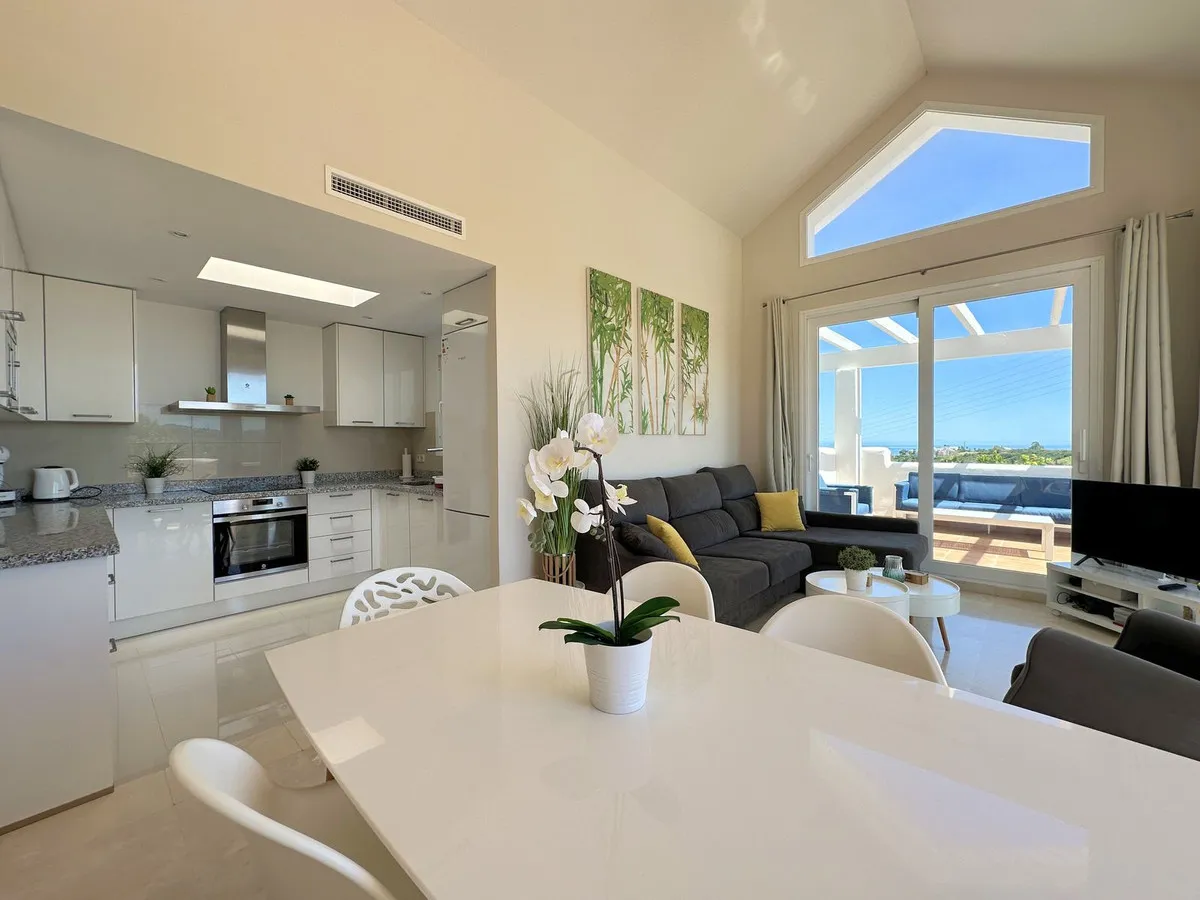 f2346f16-5a5e-4333-a7c1-c1e082b79809