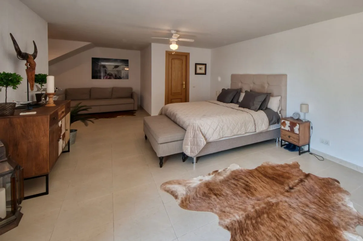 6c73ee8b-ba20-475c-97a3-473f63500b0e