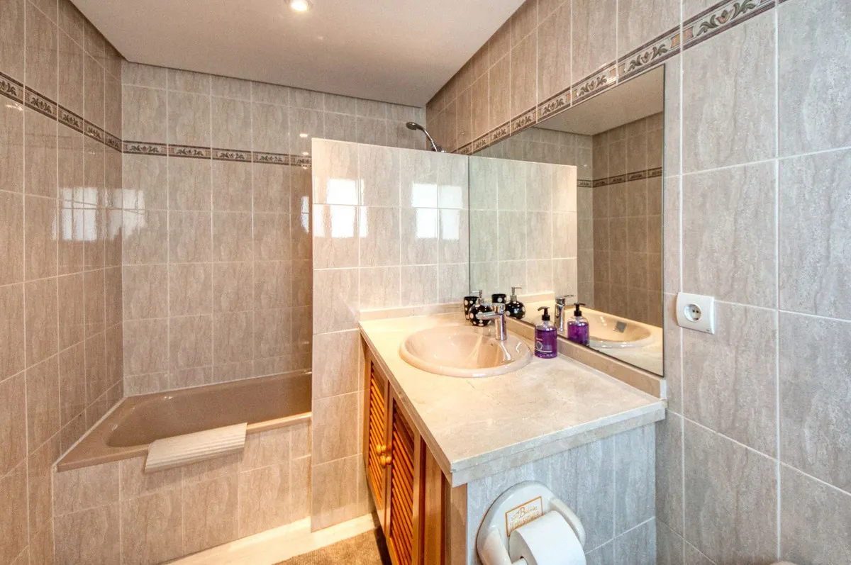 7ed7e03e-b7ac-4957-8782-7f82b1776cc8