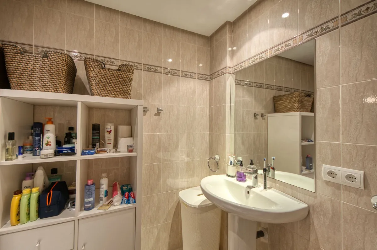 fa413dfd-b0e4-4f3c-babc-418cd304c072