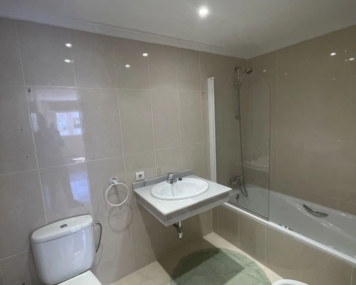 c0190b1d-108d-4b0f-a6c3-25ea22eb514b