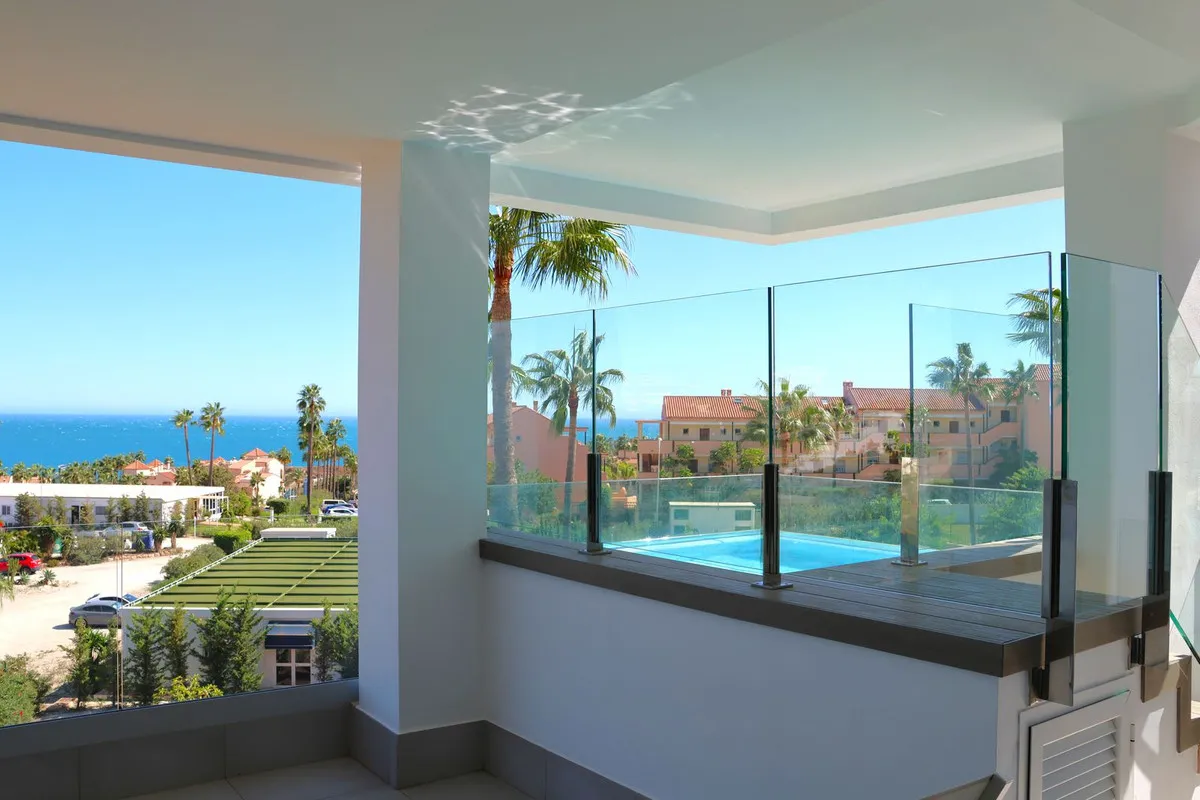 18fde4c8-ac84-4ec4-b4c2-dd9f9be81d84