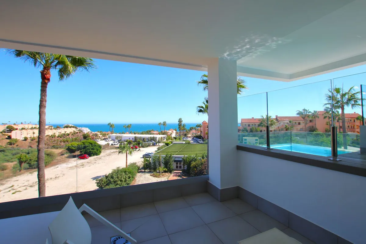 7e519049-3422-4524-a0d0-d235a5b146f3