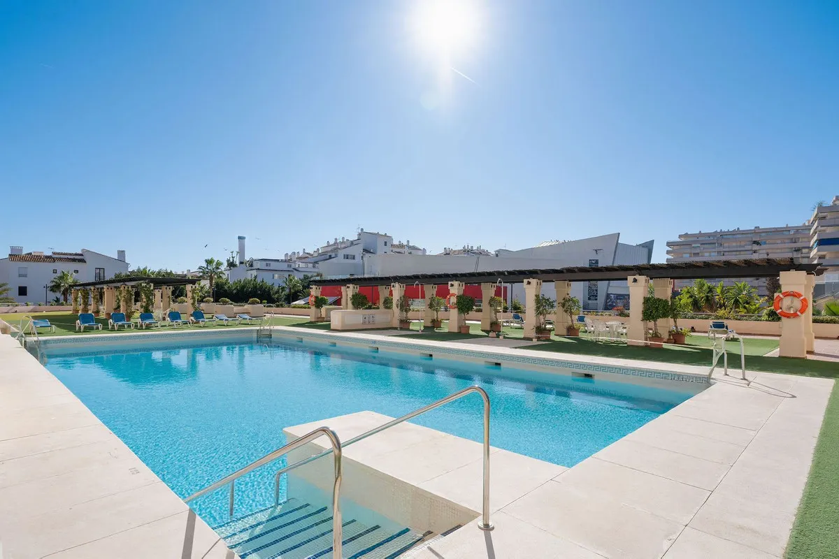 141ec893-25ee-4b28-93af-a54c41b34650