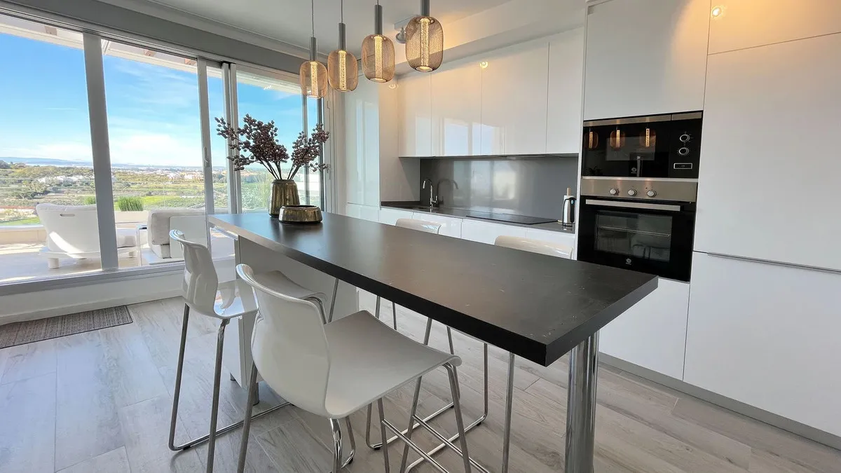 f120e68b-ab30-4cbf-83f4-68a9e465694a