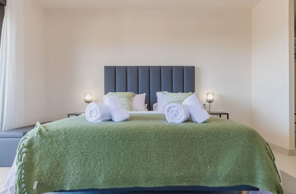 39ea0a2b-80db-4358-945a-5b247f0bd5bc