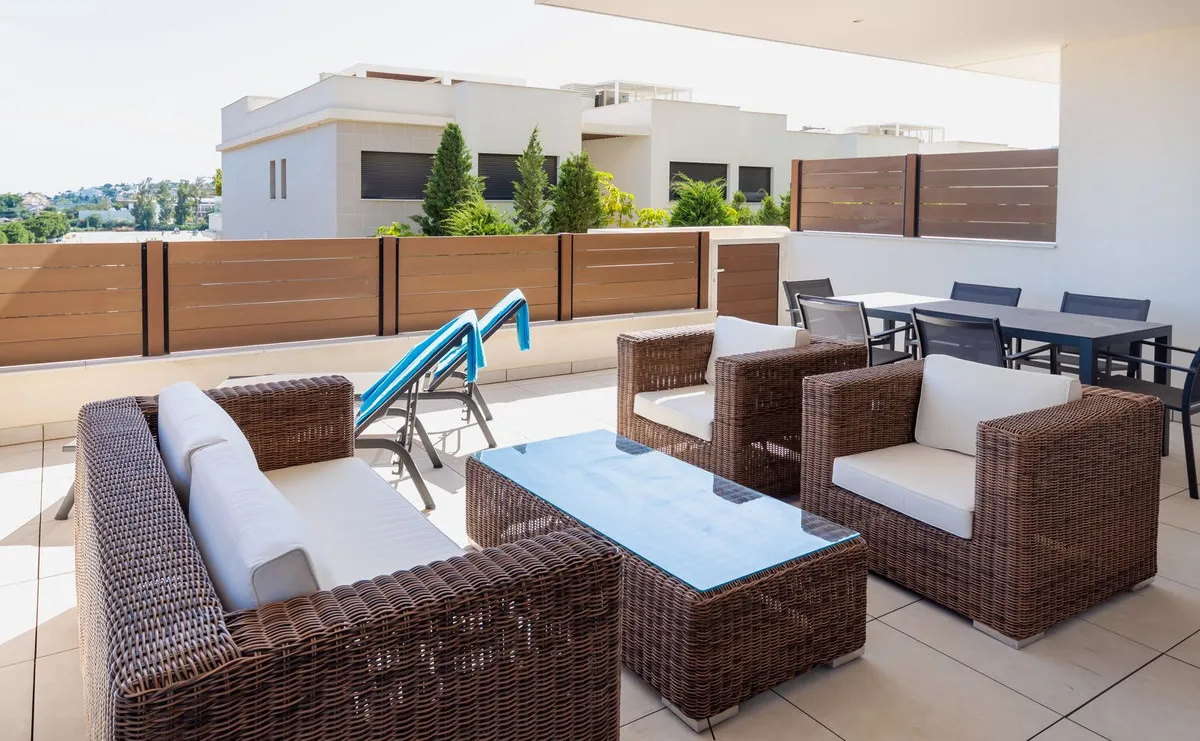 e54608f3-b719-4404-8754-e0702c5a7090