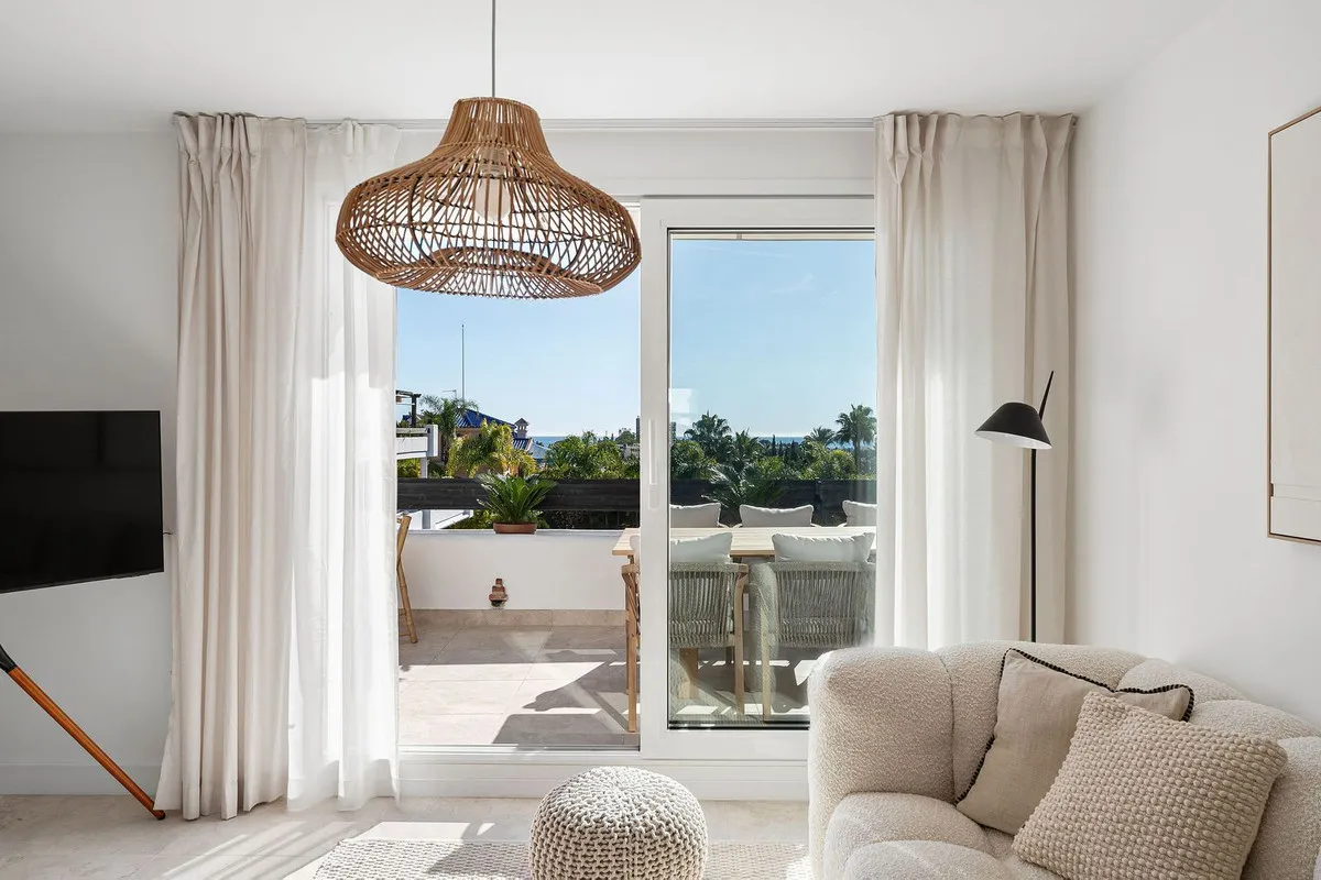 d508b126-10ba-466e-8430-8eac0a737379