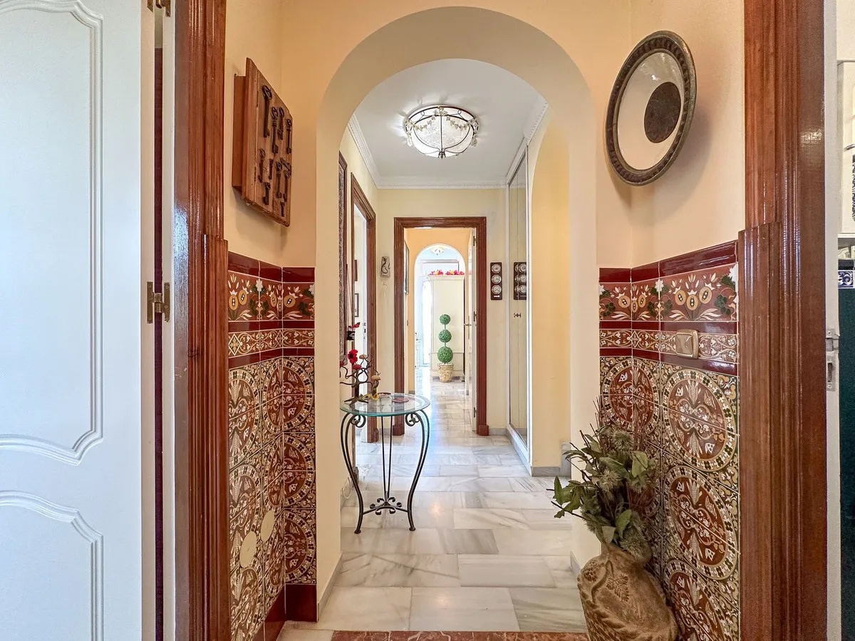 1b2ae42f-80ba-4bde-8c56-a9df0a0dcd71