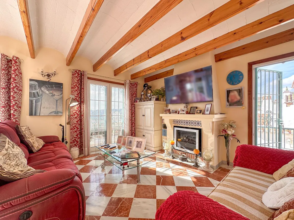 c02bf5eb-0e93-4583-98ab-97bcda967cf4