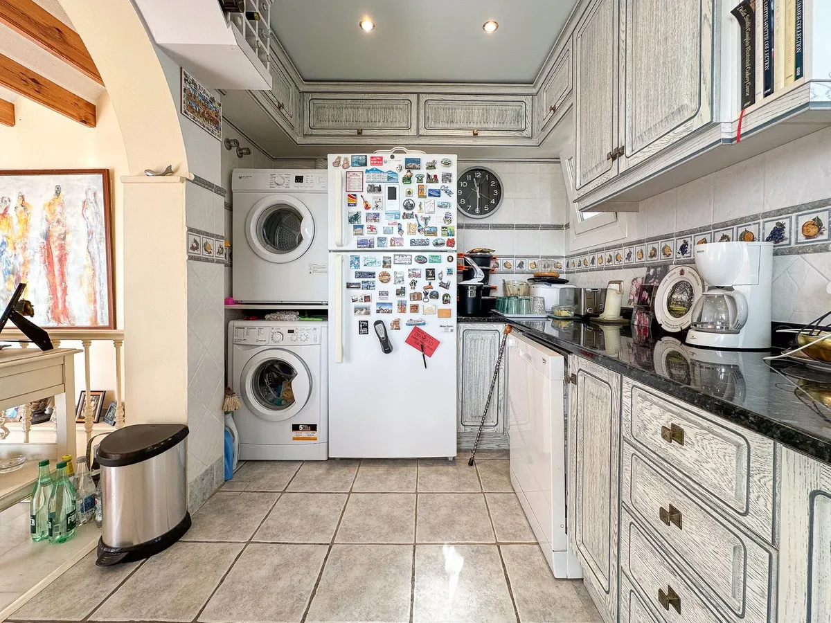 c95e6955-4ccb-487c-a6dd-f715c66b0fa1