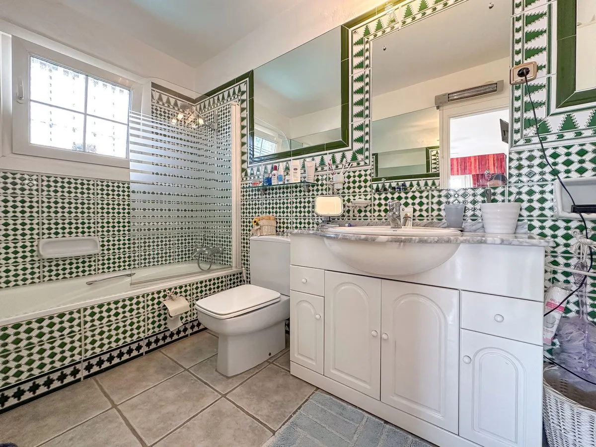 db3a61d6-4f95-4f5c-8bf0-e5f4458b26a8