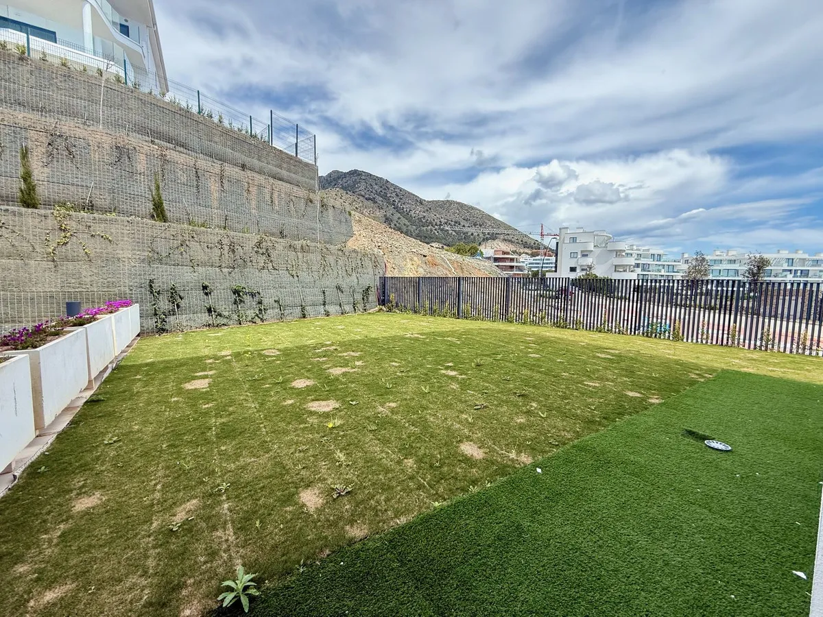 9895dcf9-06d6-4f26-b3af-eb7b070275b0