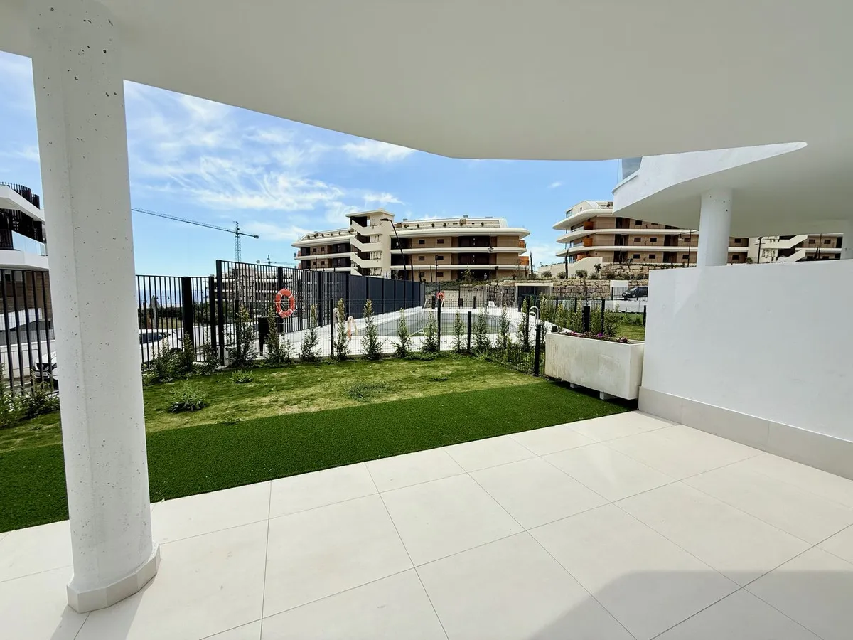 bc3d4593-69b3-4acd-b991-13822dc69df8