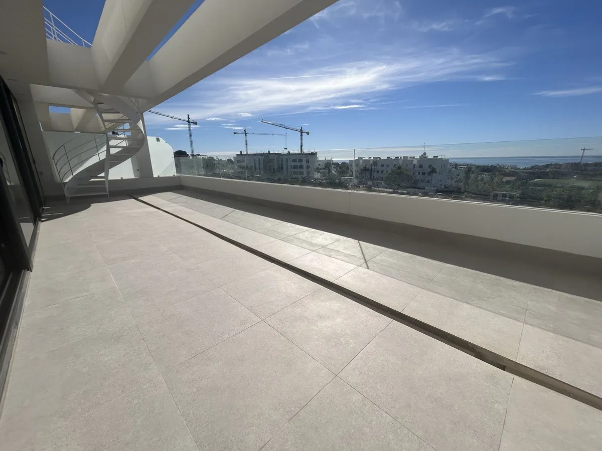 01a1a1f4-2aec-4317-aadf-baf027d52c9b