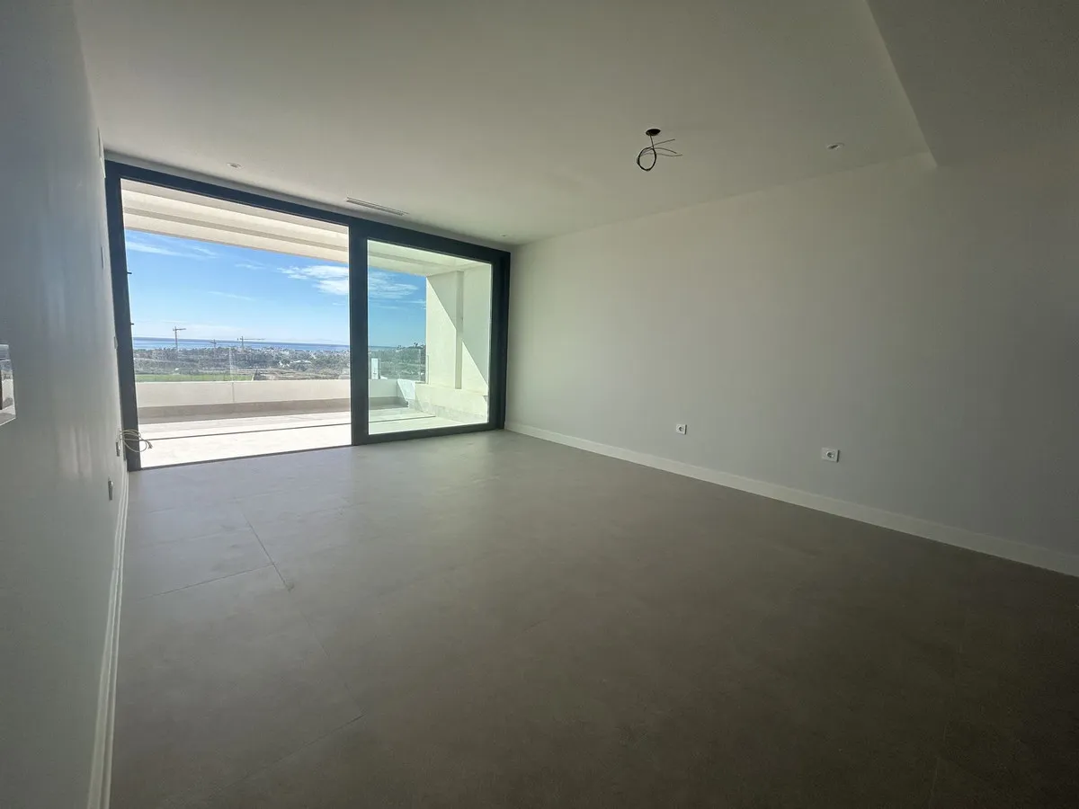 f98b311f-fa93-4865-89e2-a785f1935c7b