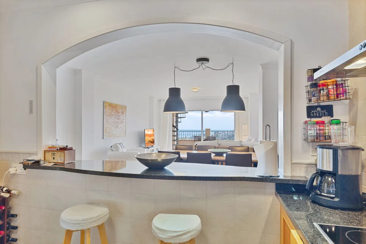 963e2c54-a2c0-4709-b647-90fc5c827273