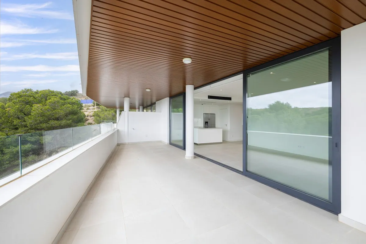 364798e1-d4e3-461d-a041-c6565f9847d9