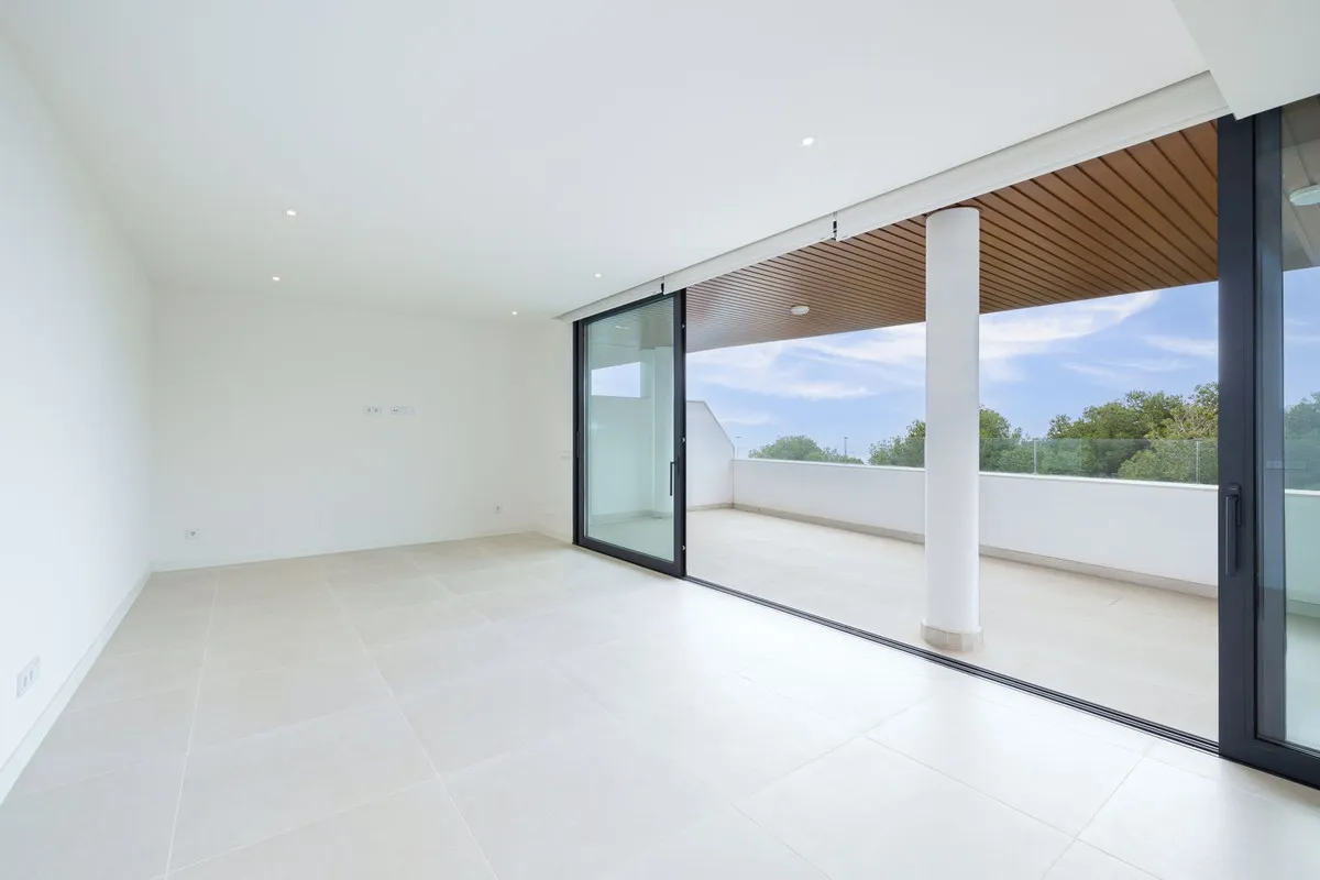 6cb96c38-ff9b-45e3-8596-29795c2d379e