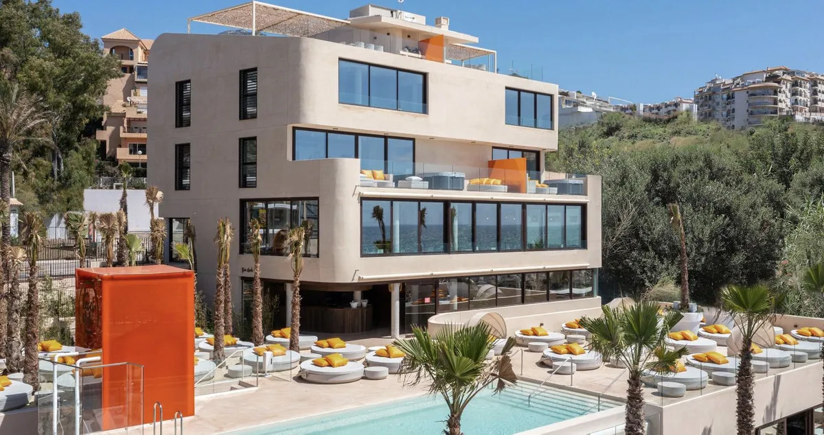 8aae41df-22ec-4573-892a-c905c7ac3abf