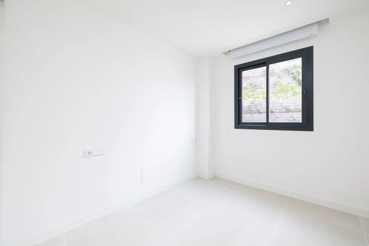 d6f2db9a-ccd3-4a21-b21c-cf531b1994b6