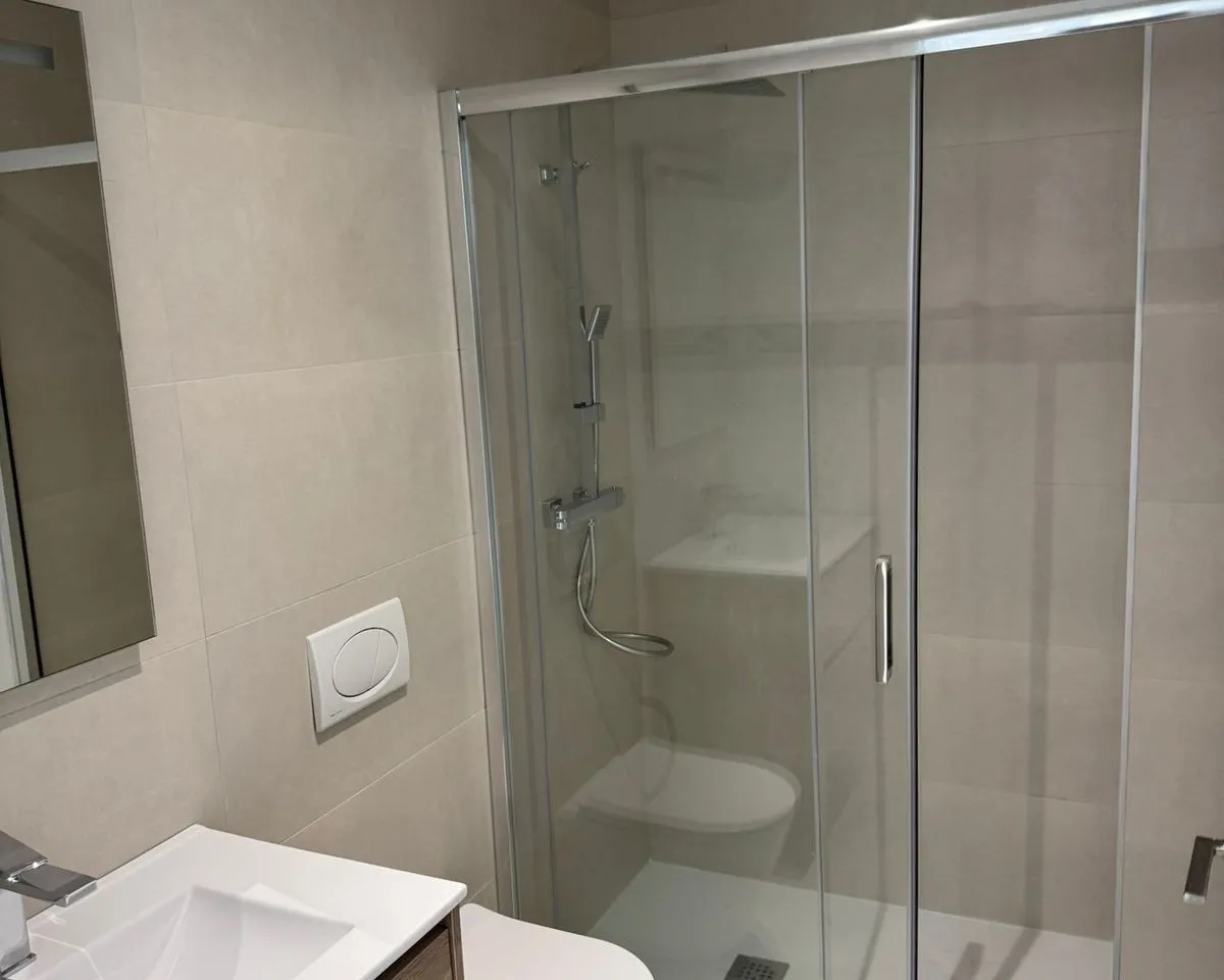 a2d4c5c7-48a7-4a90-8337-78952358e145