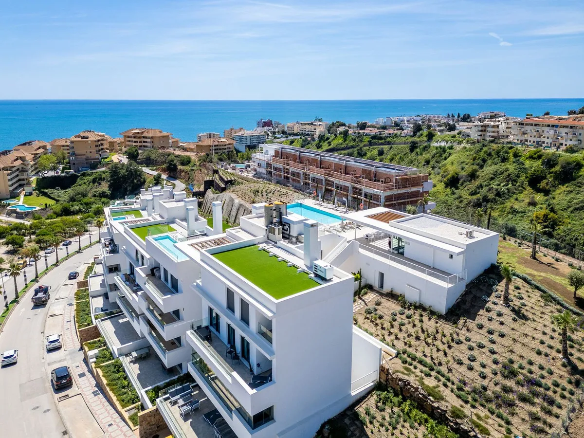 04c8cd25-cfb6-4583-a088-56b96c97a511