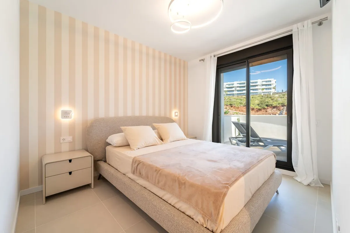 9deee870-a737-47a0-bd99-85e2c97610be