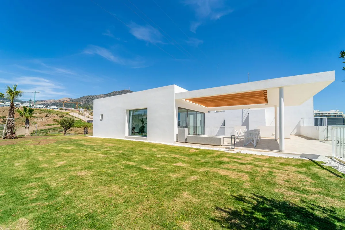 f20bbb2d-320e-4b41-a5a4-168c0e46bfed