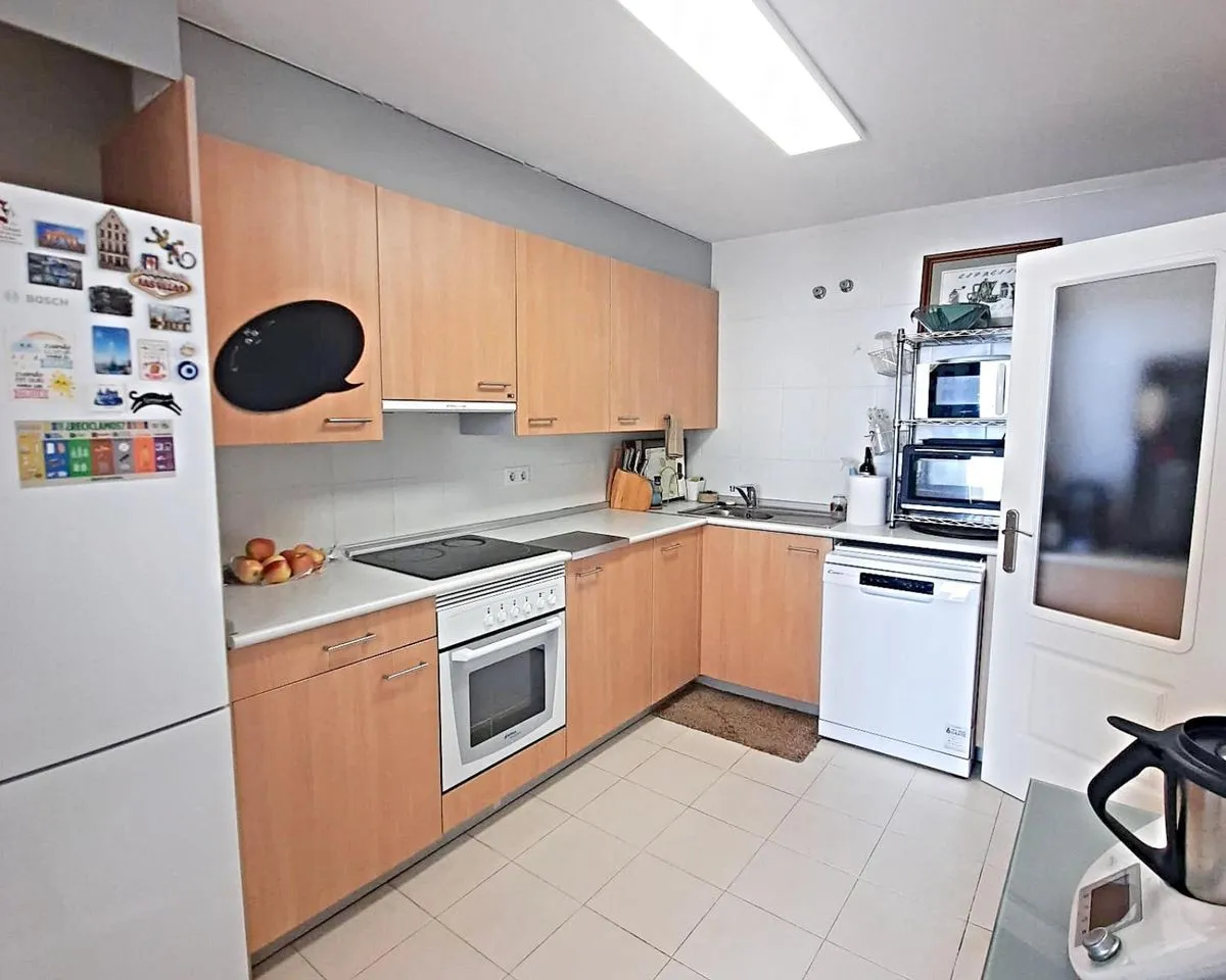 a5bc663a-87bf-47d3-b314-0a2934c12236