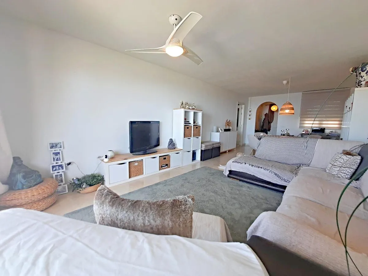 a6e3d9c9-481f-478b-817f-c6d1879e95f1