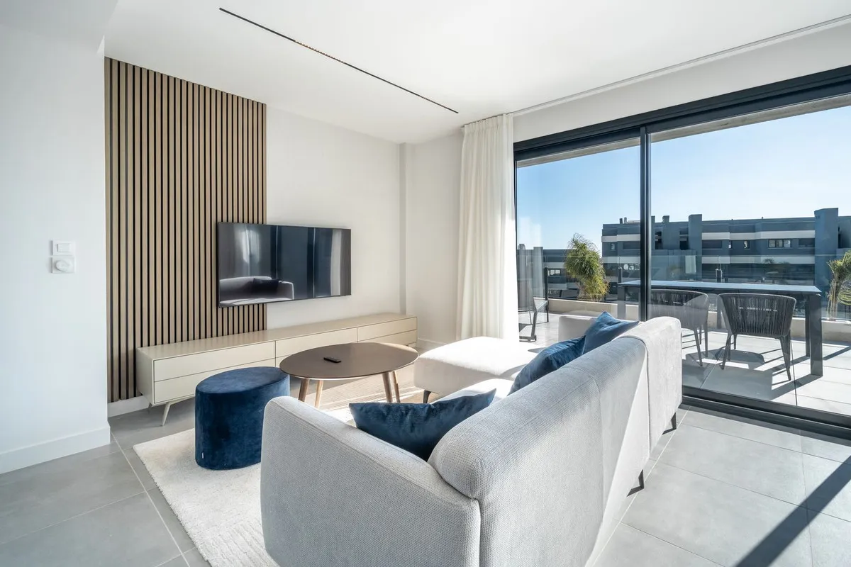 4e2419ff-a305-4cf9-aac0-fb155f016d6c