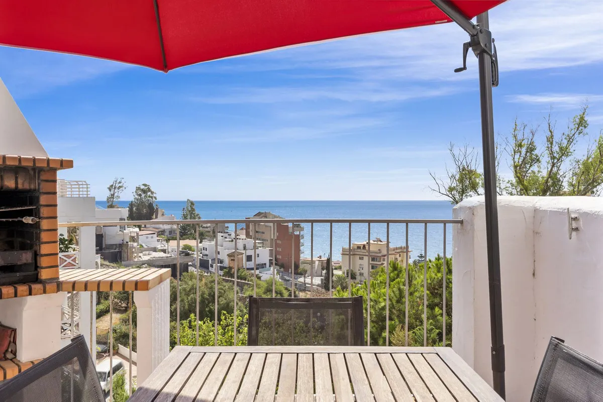 07b42fa2-411a-4bab-bbd0-6cf06fe3dbf0