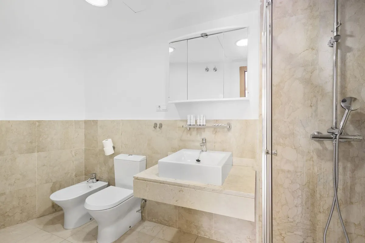 a8aec9b0-6924-4ec3-813b-ebd217b97c52