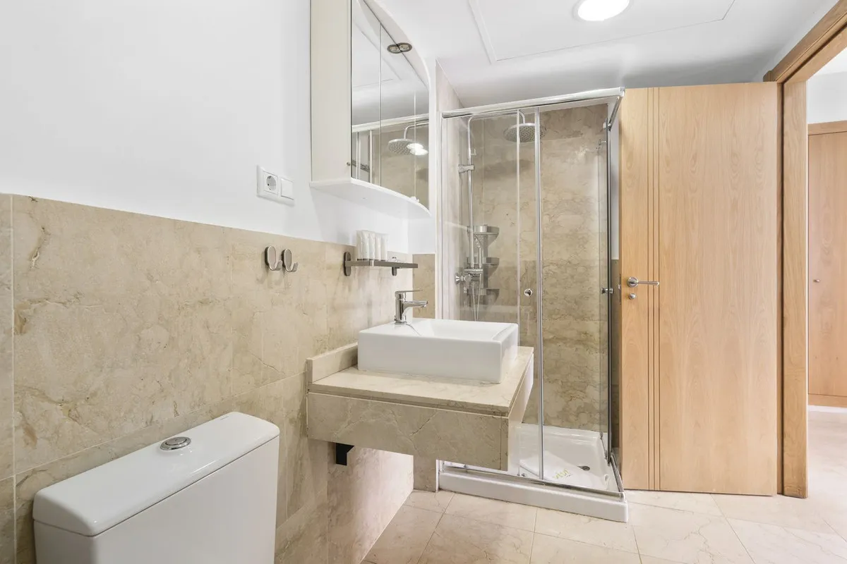 ef98f6b0-bea3-471d-87b7-83f52bac9be1