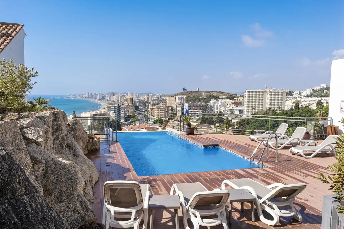 f6027002-6a6d-4c4f-815a-85570cdab921