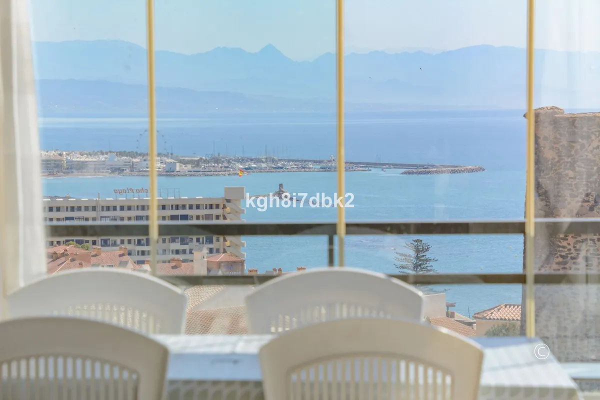 c83cd712-21e0-40e4-966c-c8398618edd8