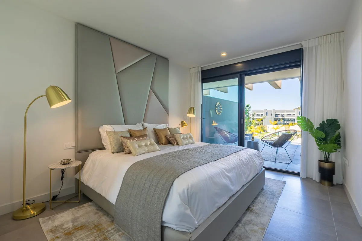 10081767-958f-4f41-8d85-6cdd37a108e9