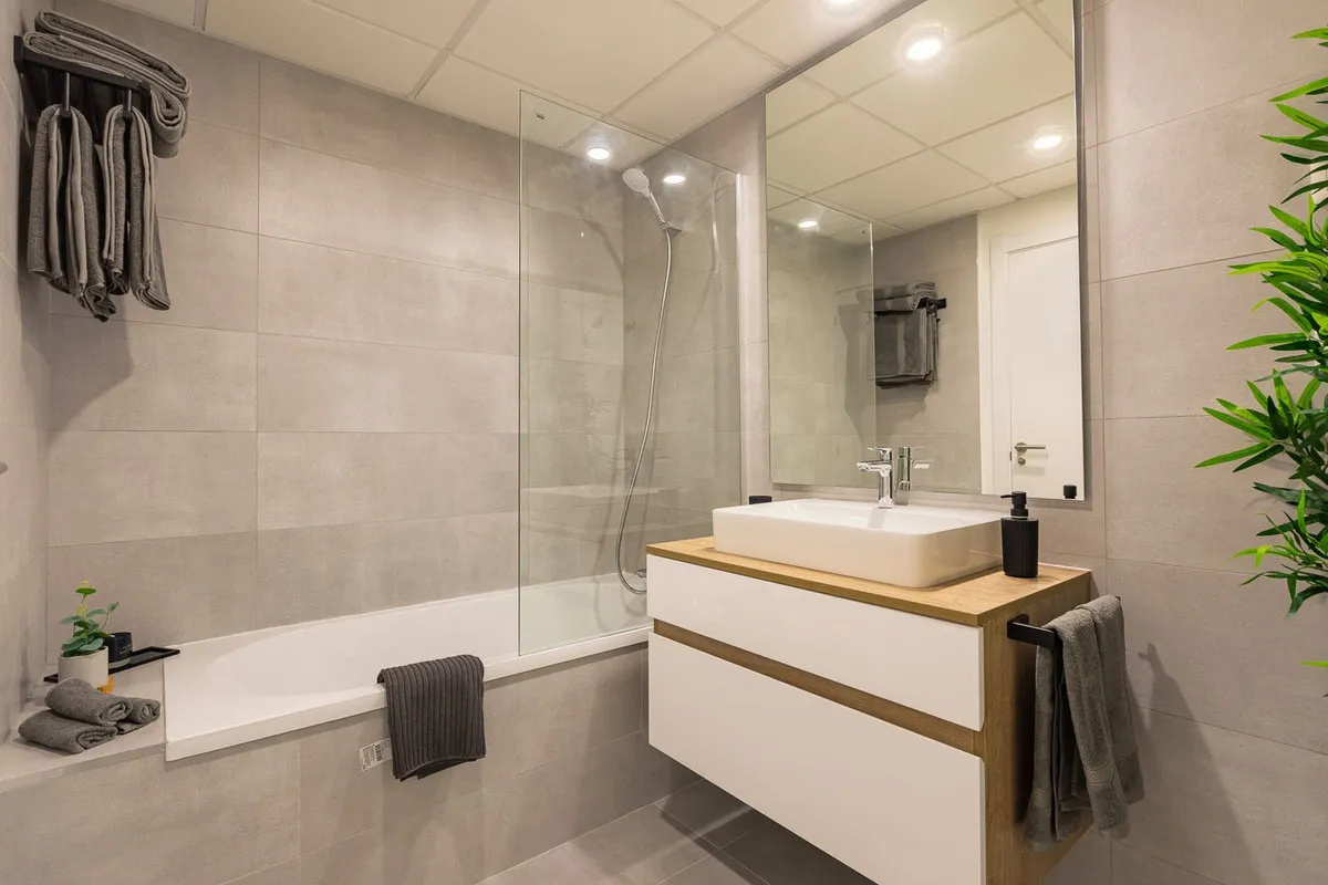 23a92b52-b733-4c0a-b266-e072f844f4f2